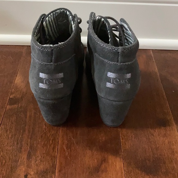 Brand New Toms Booties - Picture 2 of 4